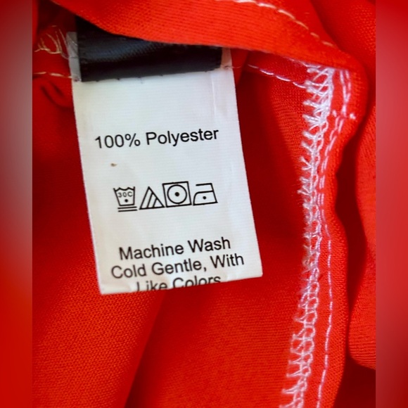 2/$15 - Red Short Sleeve Blouse with White Loop Trim – Size L - Picture 7 of 9